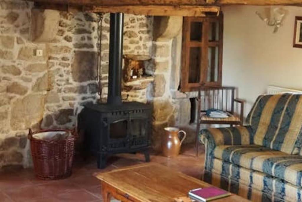 Two Hoots - Farmhouse With Summer Pool. Chateauponsac Bagian luar foto